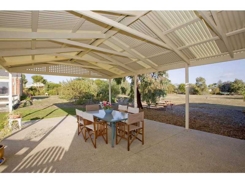 21-23 Barnaby Court, Leopold VIC 3224