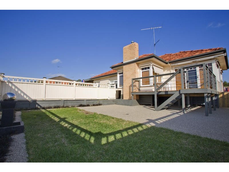 14 Viewbay Drive, Leopold VIC 3224