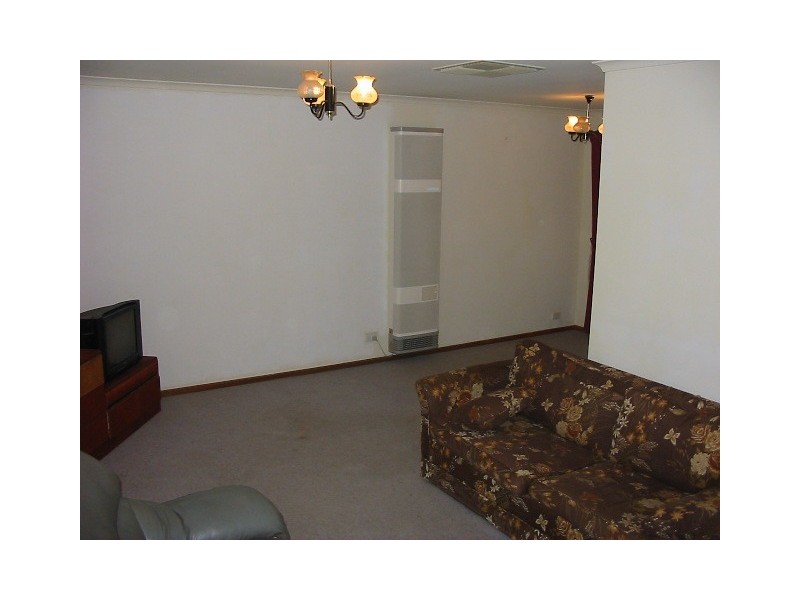 21 Carabeen Crescent, Andrews Farm SA 5114