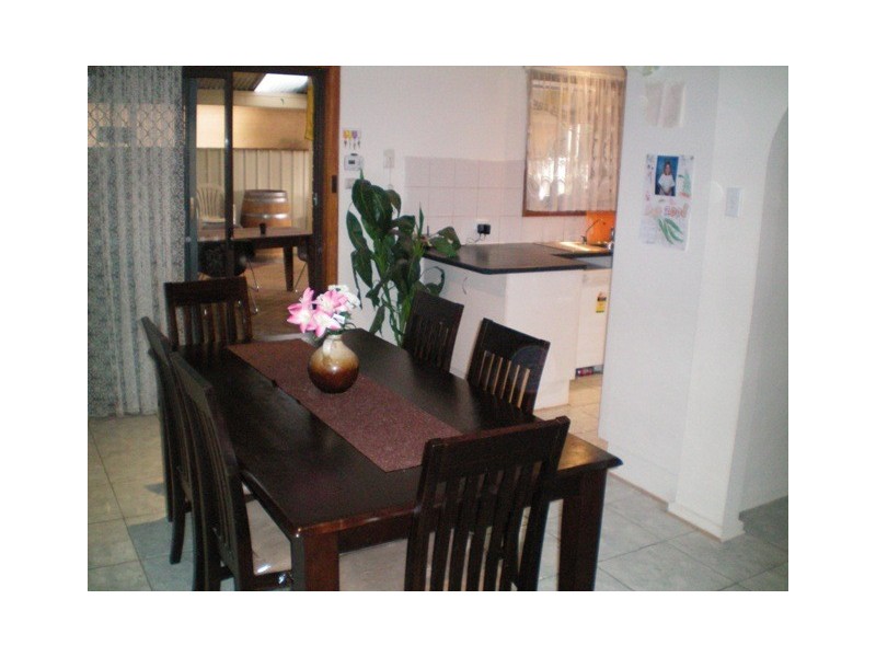 24 Coolen Crescent, Burton SA 5110