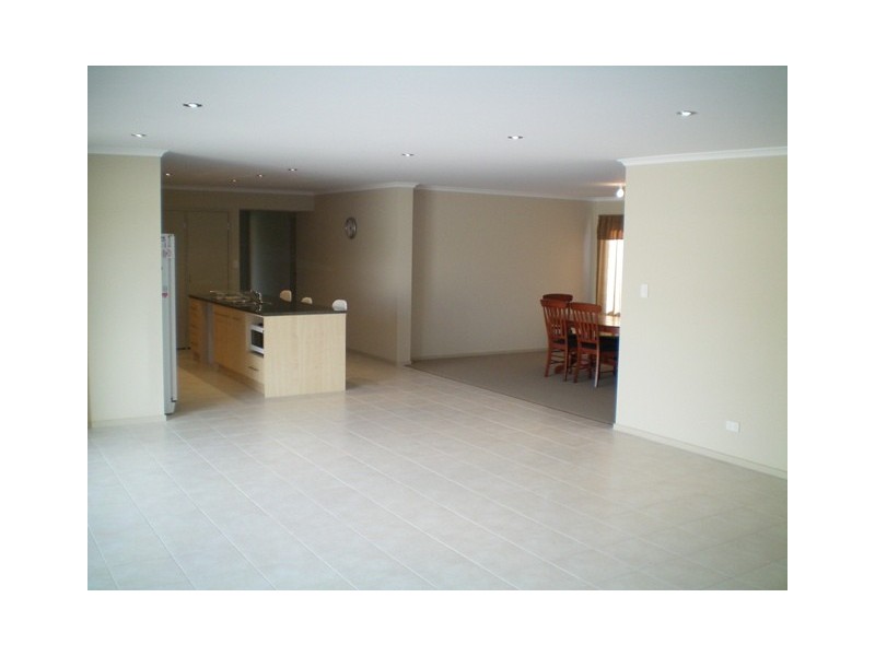 3 Warwick Court, Paralowie SA 5108