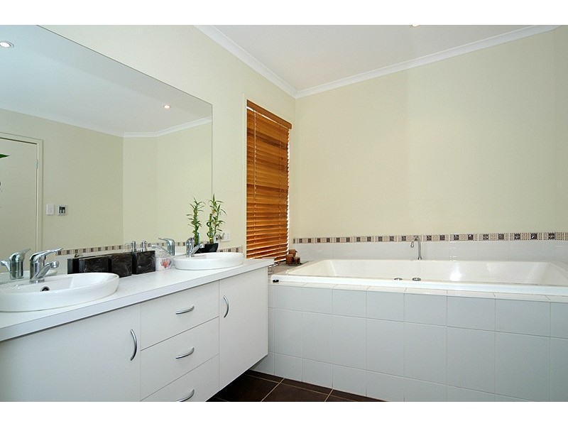 66 Northwater Way, Burton SA 5110