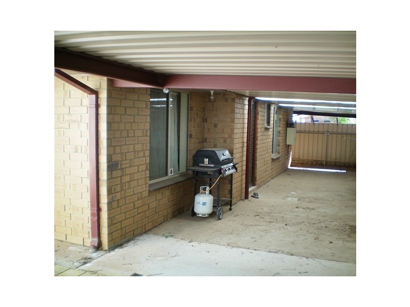 4 McVann Avenue, Paralowie SA 5108