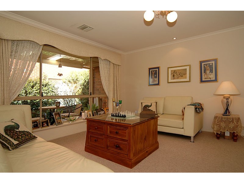 6 Legend Avenue, Walkley Heights SA 5098