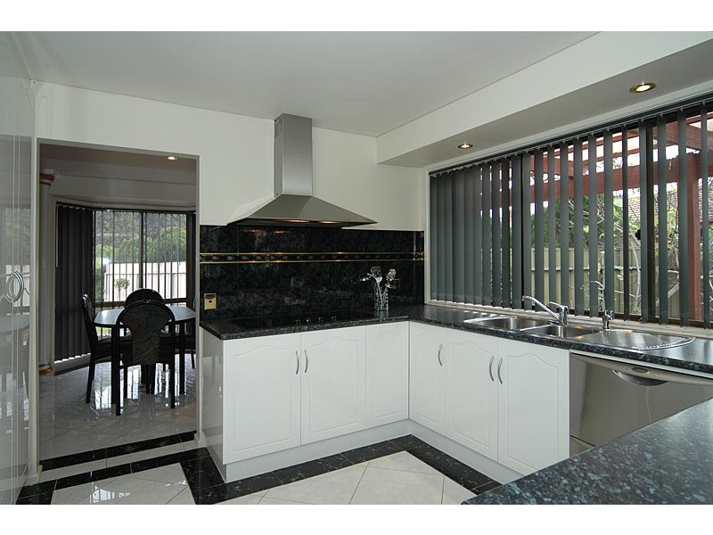 18 Redford Court, Paralowie SA 5108