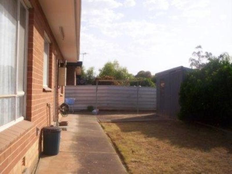 77 Northcote Drive, Para Hills West SA 5096