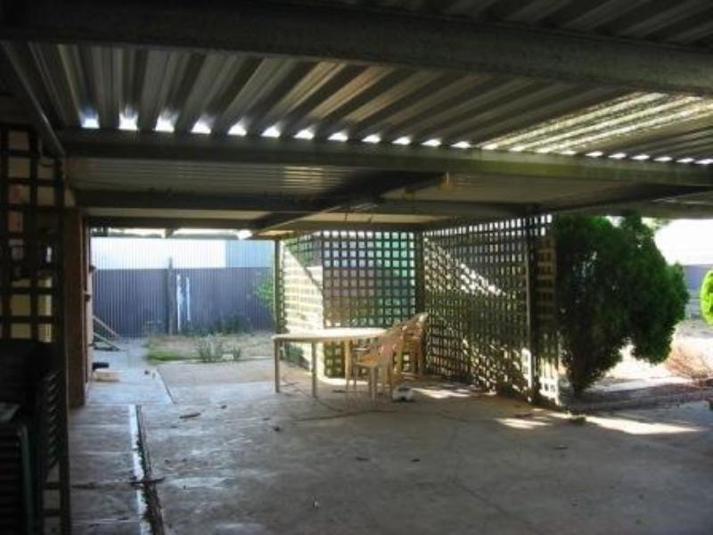 14 Bond Avenue, Burton SA 5110