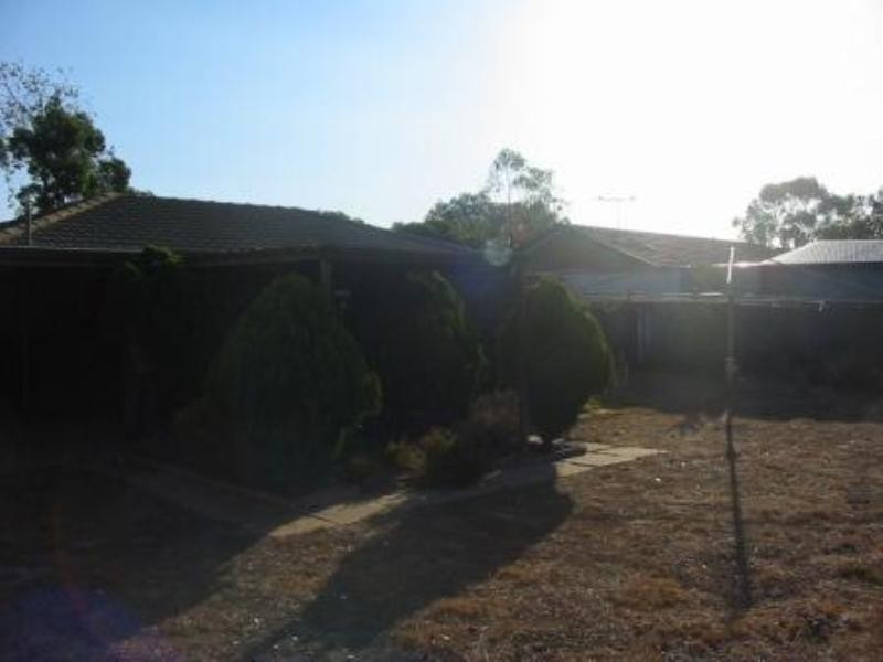 14 Bond Avenue, Burton SA 5110