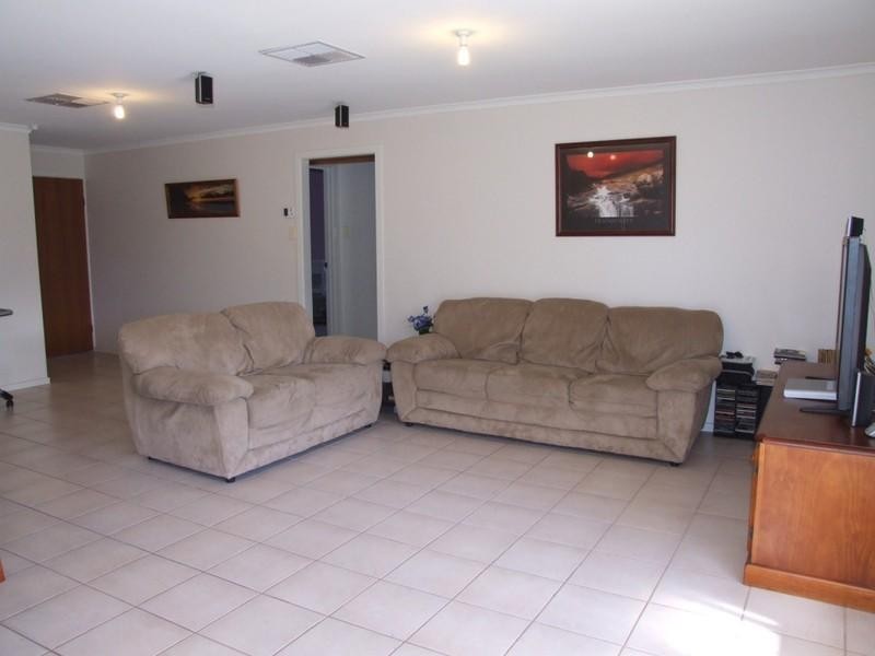 4 Mosel Grove, Paralowie SA 5108
