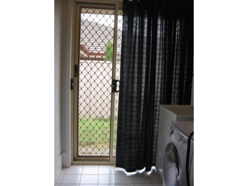 6 Lakeview Drive, Parafield Gardens SA 5107