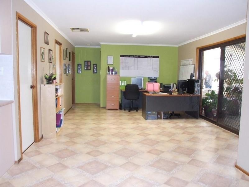 10 Haywood Close, Andrews Farm SA 5114