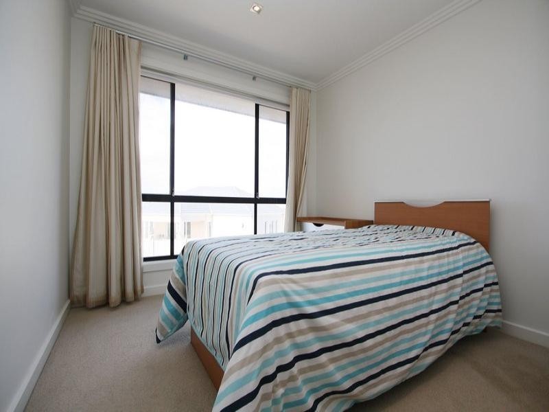 6 Pillie Crescent, Mawson Lakes SA 5095