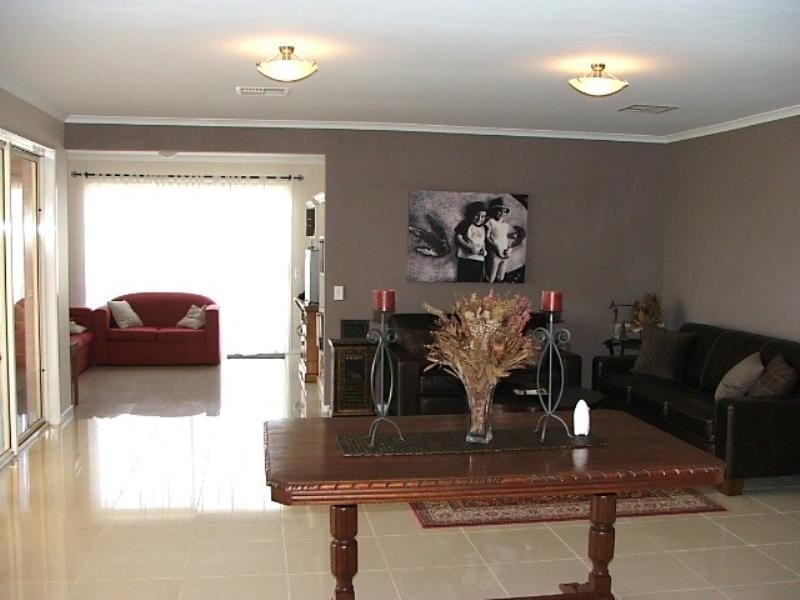 6 Amberwell Terrace, Burton SA 5110