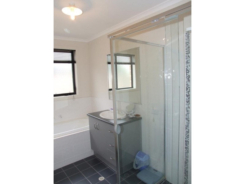 4 Blossom Court, Burton SA 5110