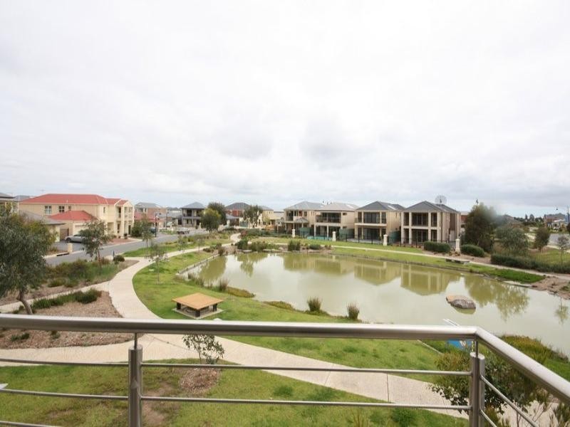 2 Pine Court, Mawson Lakes SA 5095