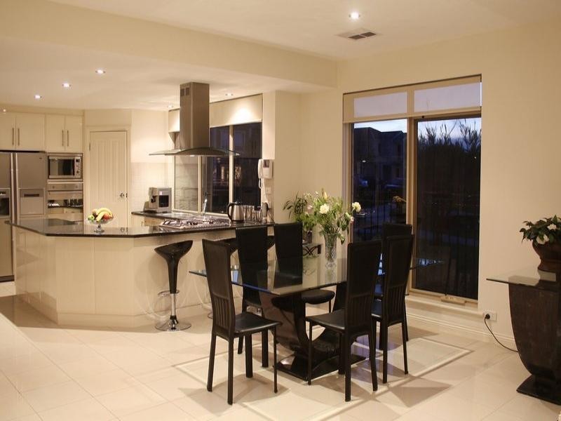 2 Pine Court, Mawson Lakes SA 5095