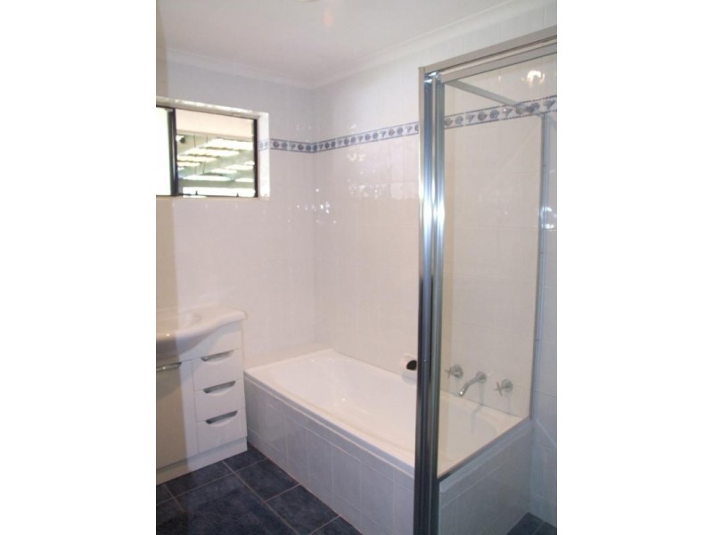 17 Bond Avenue, Burton SA 5110