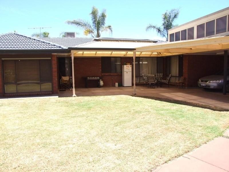 4 Glenton Court, Paralowie SA 5108