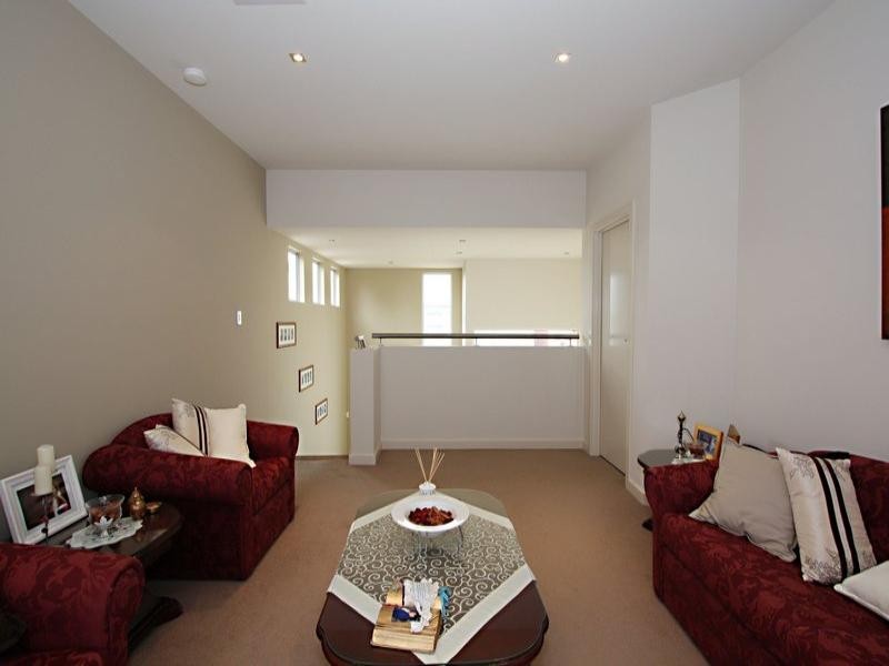 1 Yates Street, Mawson Lakes SA 5095