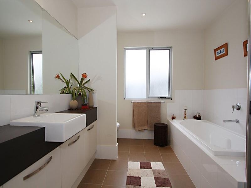 1 Yates Street, Mawson Lakes SA 5095