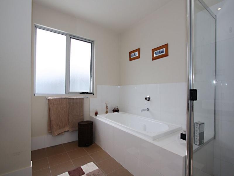 1 Yates Street, Mawson Lakes SA 5095