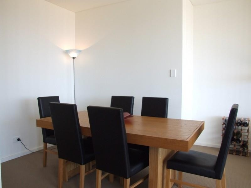 W21/18- 28 Main Street, Mawson Lakes SA 5095