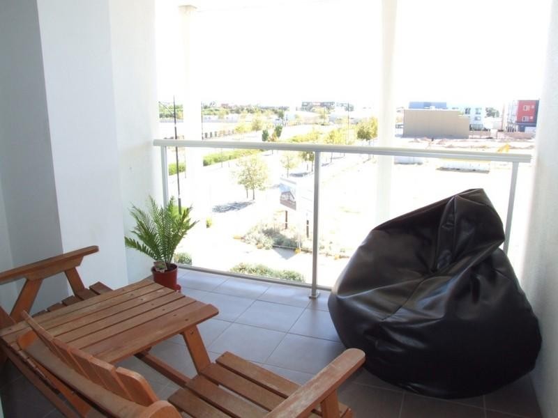 W21/18- 28 Main Street, Mawson Lakes SA 5095