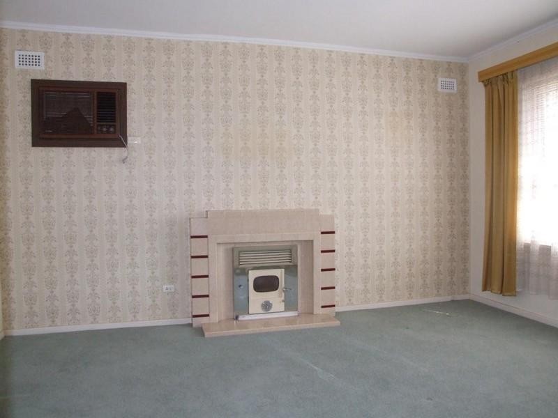 17 Blake Road, Elizabeth South SA 5112