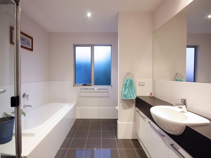 11 Yates Street, Mawson Lakes SA 5095