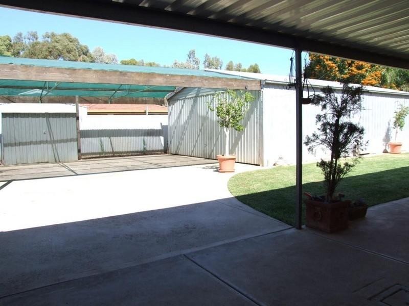 4 Tracey Avenue, Paralowie SA 5108