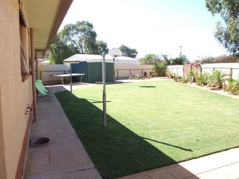 11 Myrtle Court, Parafield Gardens SA 5107