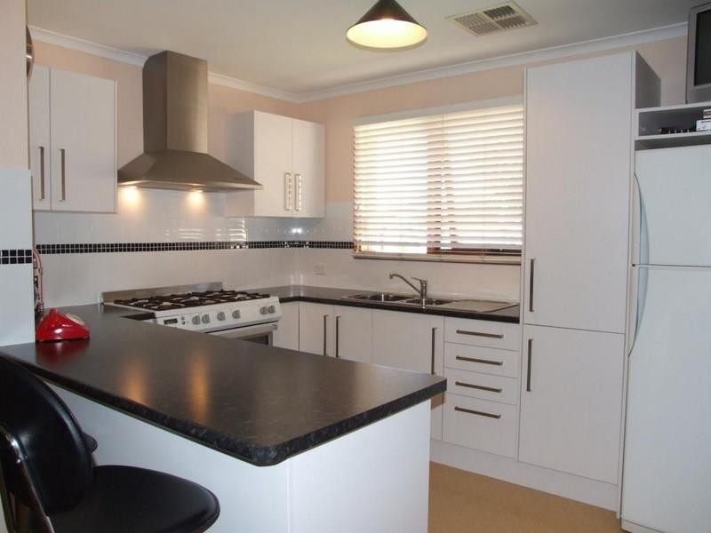 11 Myrtle Court, Parafield Gardens SA 5107