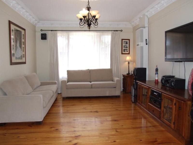 18 Snowdon Avenue, Salisbury East SA 5109