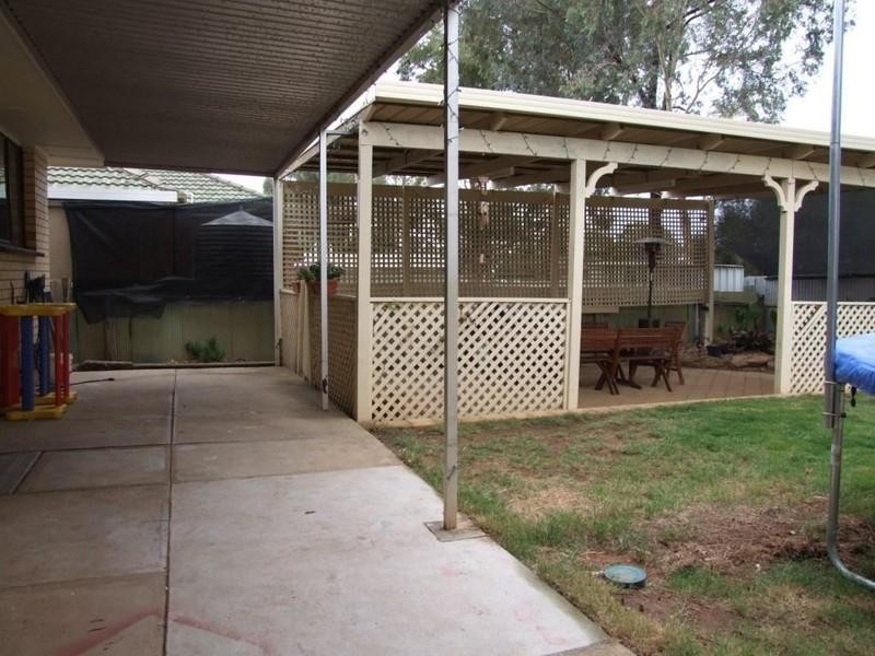 18 Snowdon Avenue, Salisbury East SA 5109