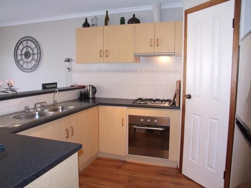 8 Lucy Street, Burton SA 5110