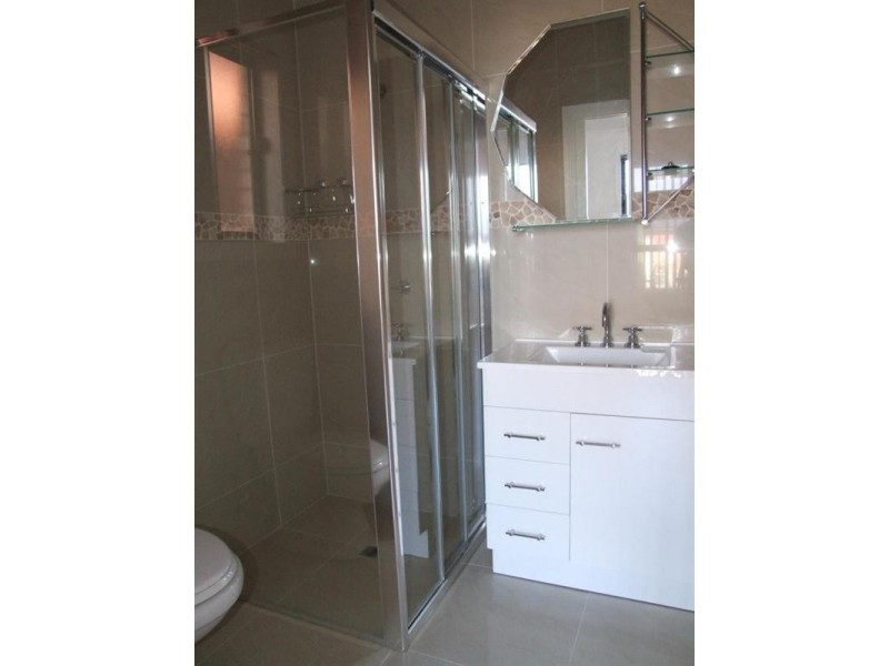 8 Carmine Court, Parafield Gardens SA 5107