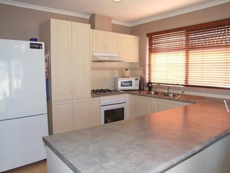 16 Lauren Drive, Paralowie SA 5108