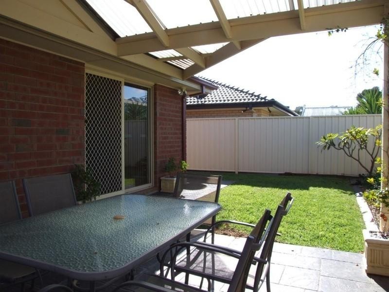 16 Lauren Drive, Paralowie SA 5108