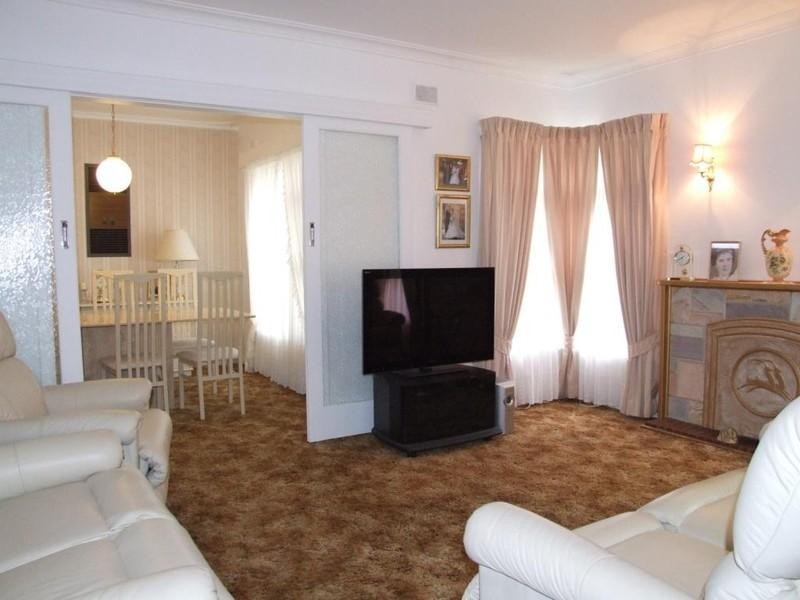 18 Jennifer Terrace, Parafield Gardens SA 5107