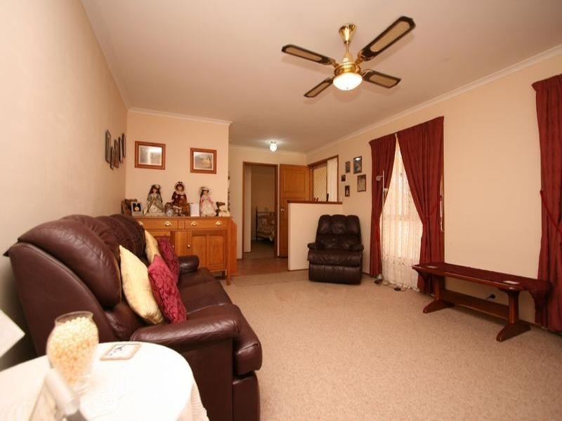 23 Oak Avenue, Burton SA 5110