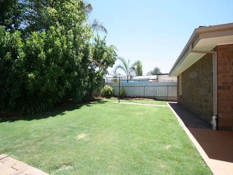 23 Oak Avenue, Burton SA 5110