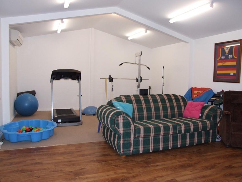 14 Mostyn Crescent, Salisbury East SA 5109