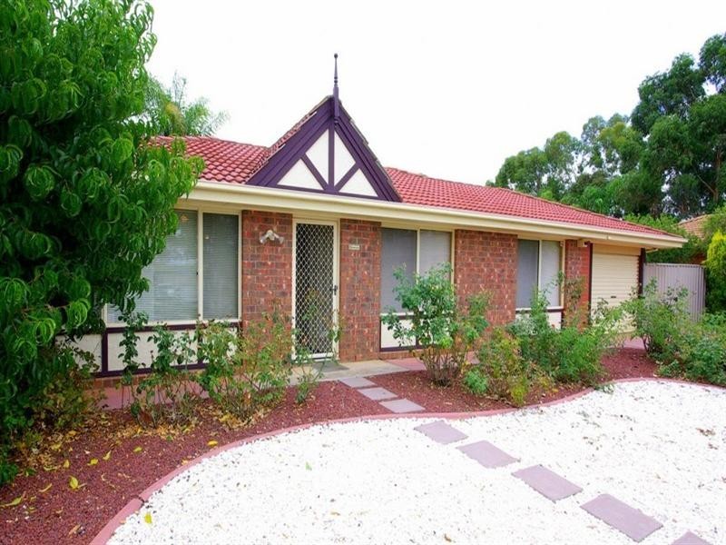 16 Crown Crescent, Paralowie SA 5108