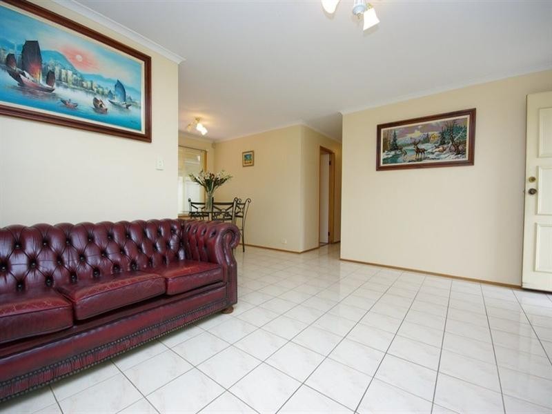 16 Crown Crescent, Paralowie SA 5108