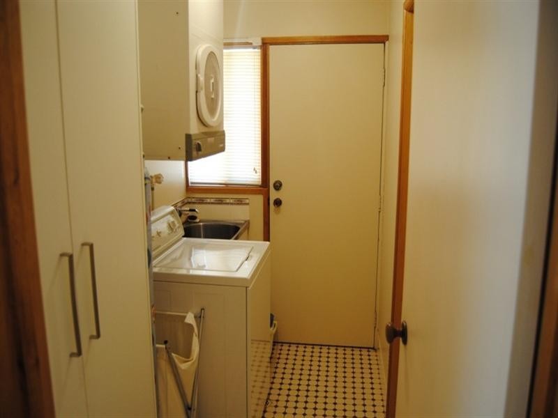 16 Crown Crescent, Paralowie SA 5108