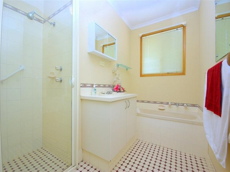 16 Crown Crescent, Paralowie SA 5108