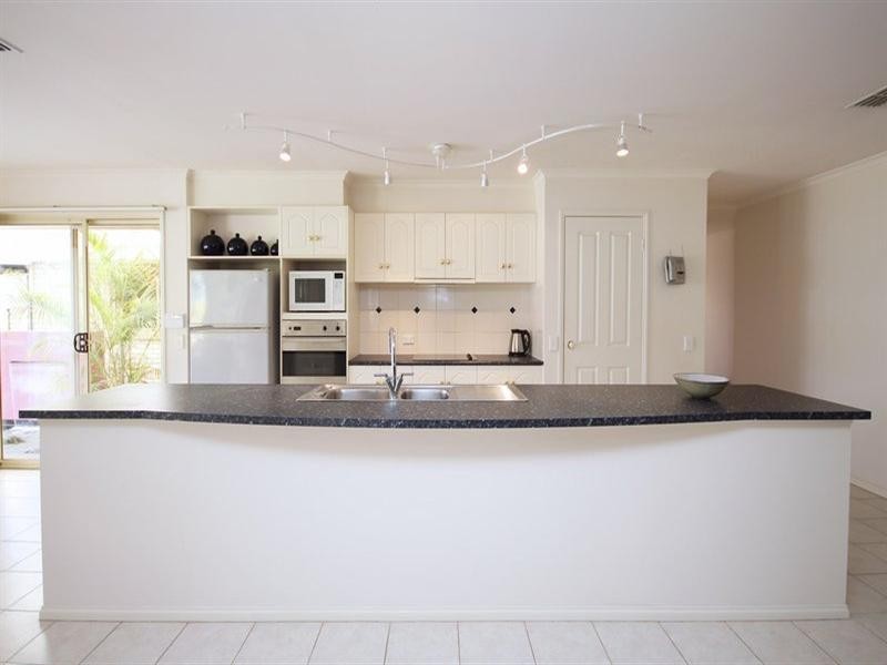 52 Pacific Boulevard, Hillbank SA 5112