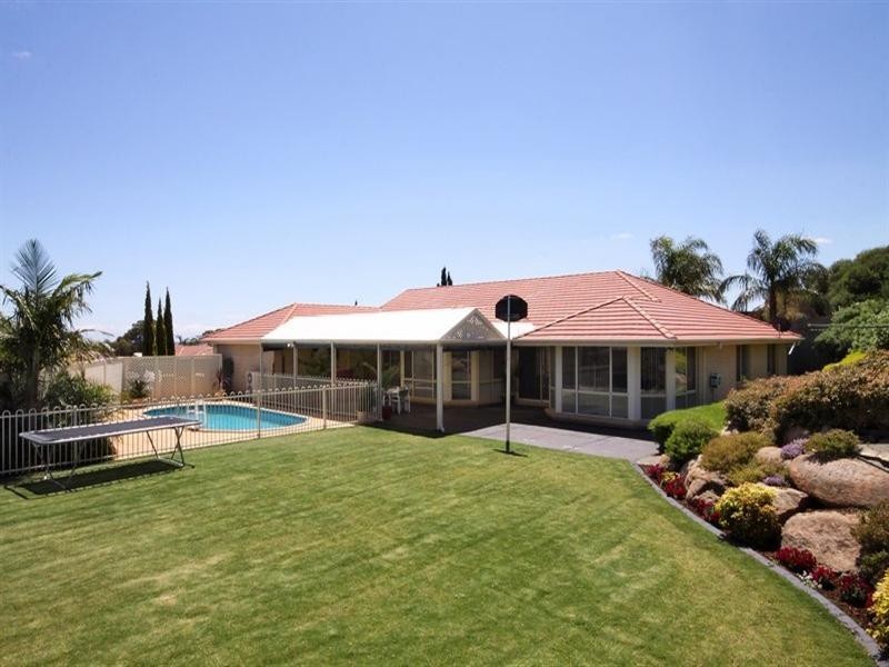 52 Pacific Boulevard, Hillbank SA 5112