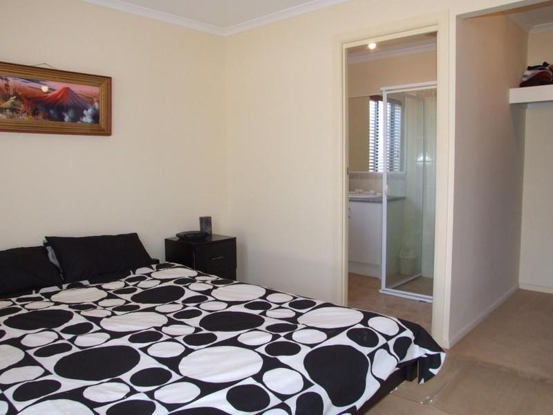 8 Queens Court, Blakeview SA 5114