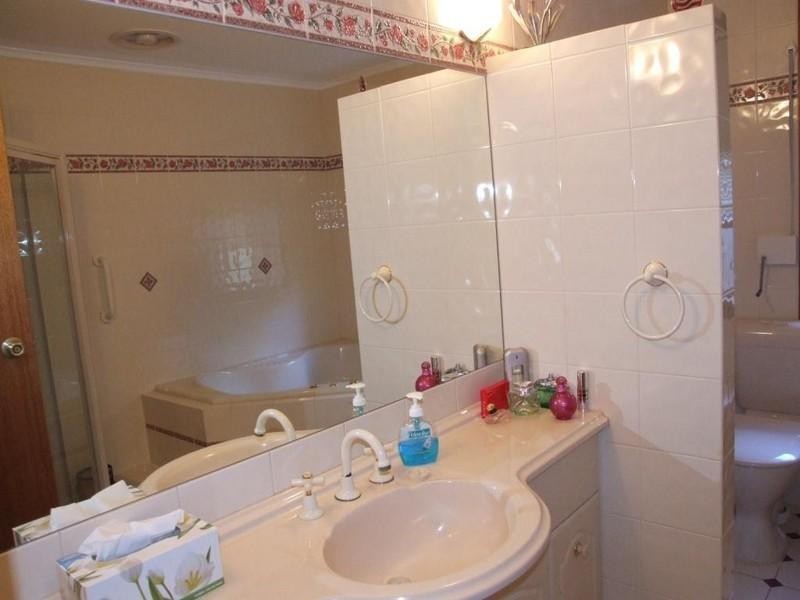 6 Tobin Way, Paralowie SA 5108